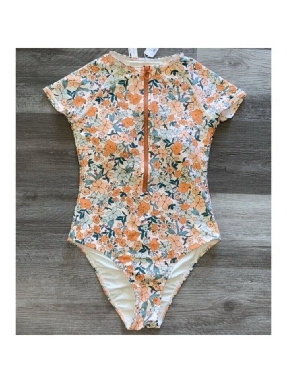 NWT Cupshe Floral Elodie Ditsy One Piece Swimsuit Zipper Short Sleeve Swim Small